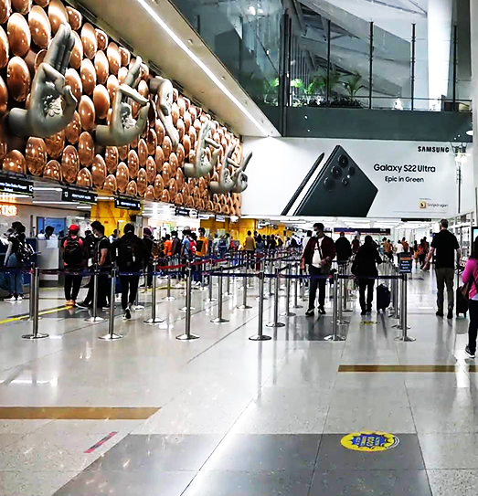 Advertise at Delhi Airport